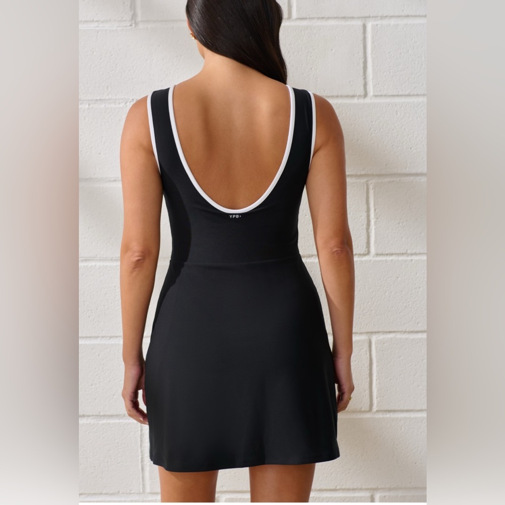 Abercrombie & Fitch Black and White Backless Tank Dress